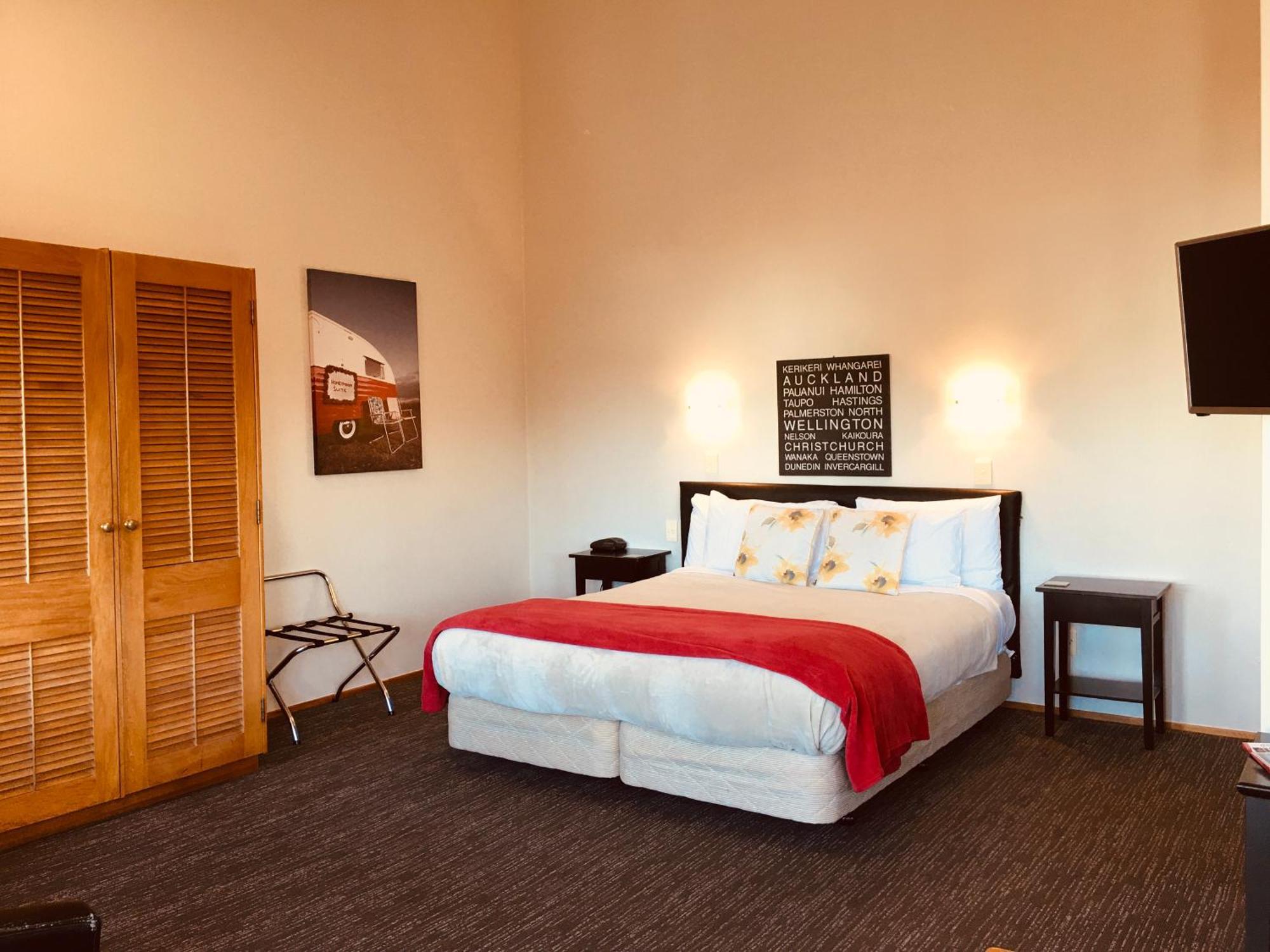 Cascades Lakefront Motel タウポ エクステリア 写真 A room at the Hotel Valley Ho
